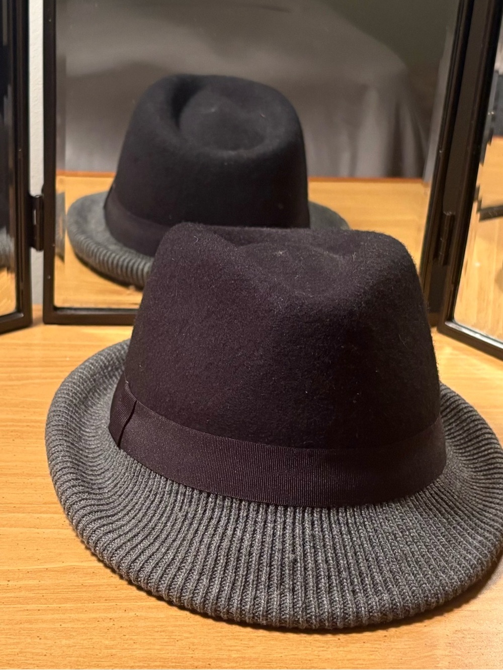 ADORA Black Wool Fedora with Gray Knit Brim